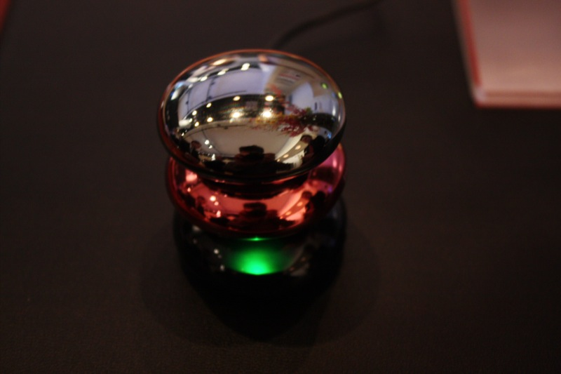 Illustration for article titled The Shiniest Pebble: Samsung's S2 MP3 Player
